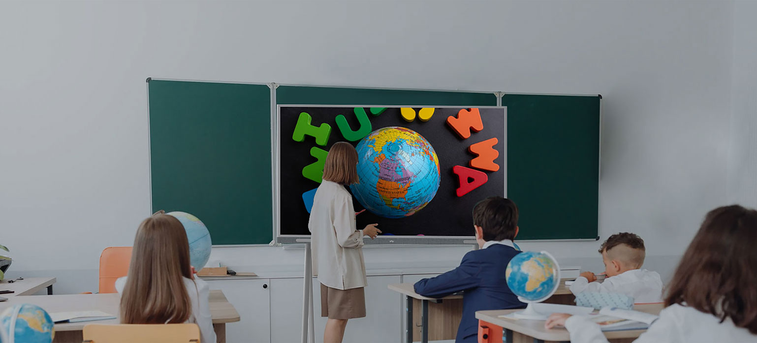 IFPD Interactive Display